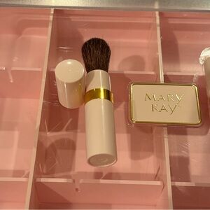 NIP Vintage Mary Kay Compact Retractable Twist-Up Pink Makeup Brush Travel NEW